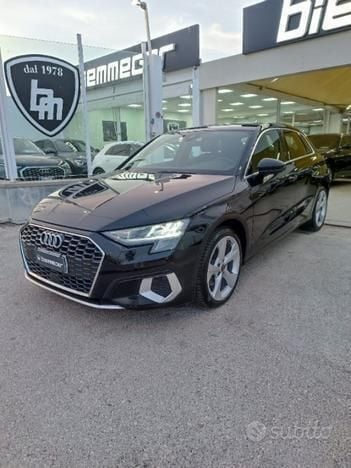Usata Audi A3 Advanced 116 CV (85 kW) 2021 Nero metallizzato Berlina