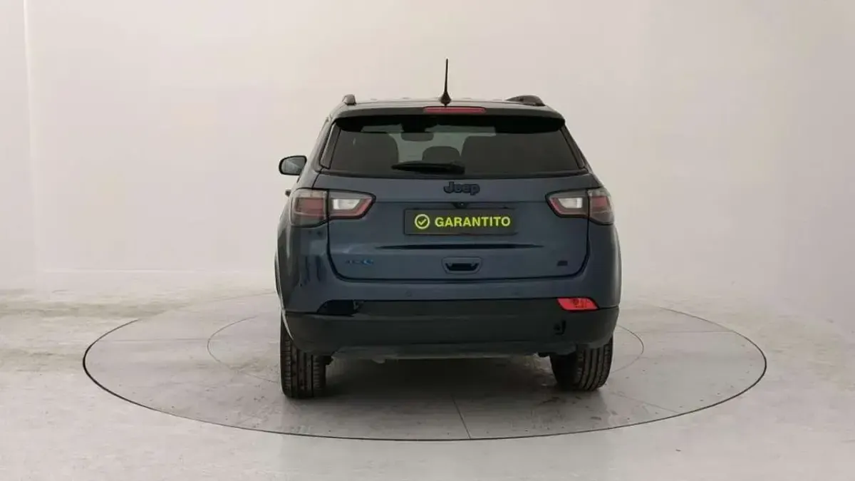 Usata Jeep Compass 241 CV (177 kW) 2023 Blu SUV