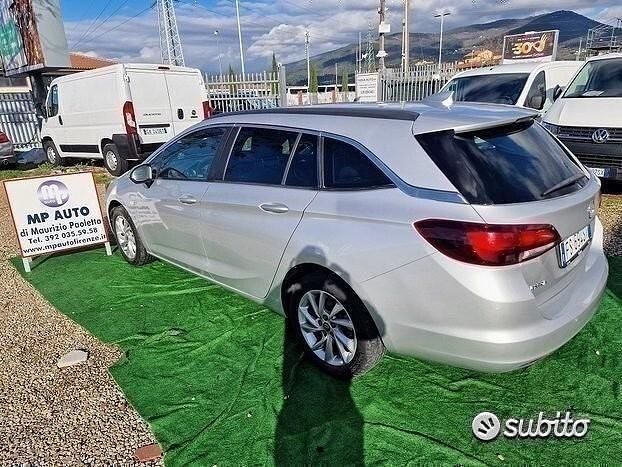 Usata Opel Astra 110 CV (80 kW) 2018 Grigio Station wagon