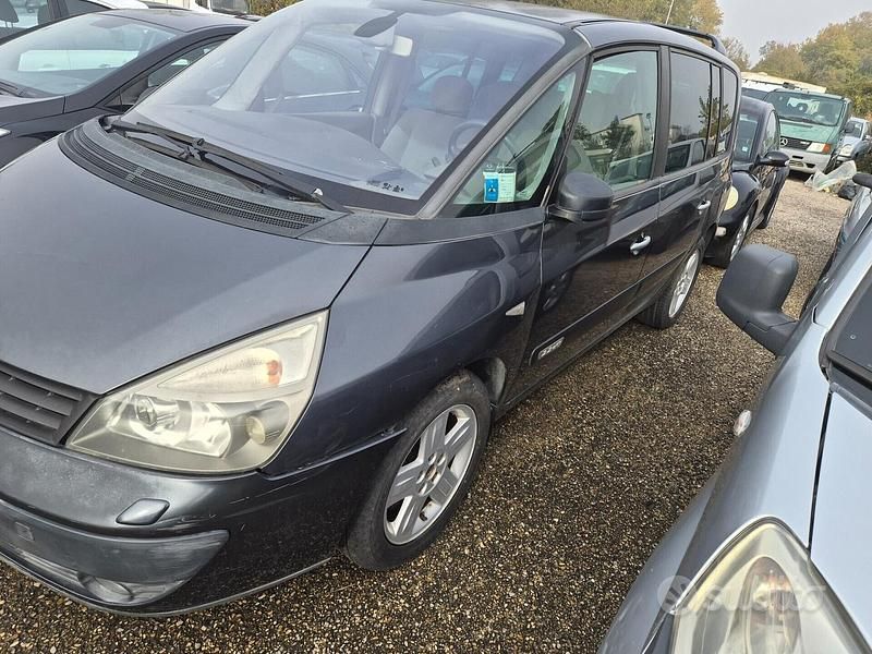 Grigio Usata 2005 Renault Espace Initiale Monovolume | 2500 € (Buon prezzo) - Immagine 1/4