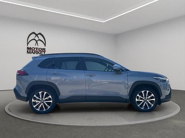 Usata Toyota Corolla Cross Trend 152 CV (111 kW) 2023 Grigio / gray SUV