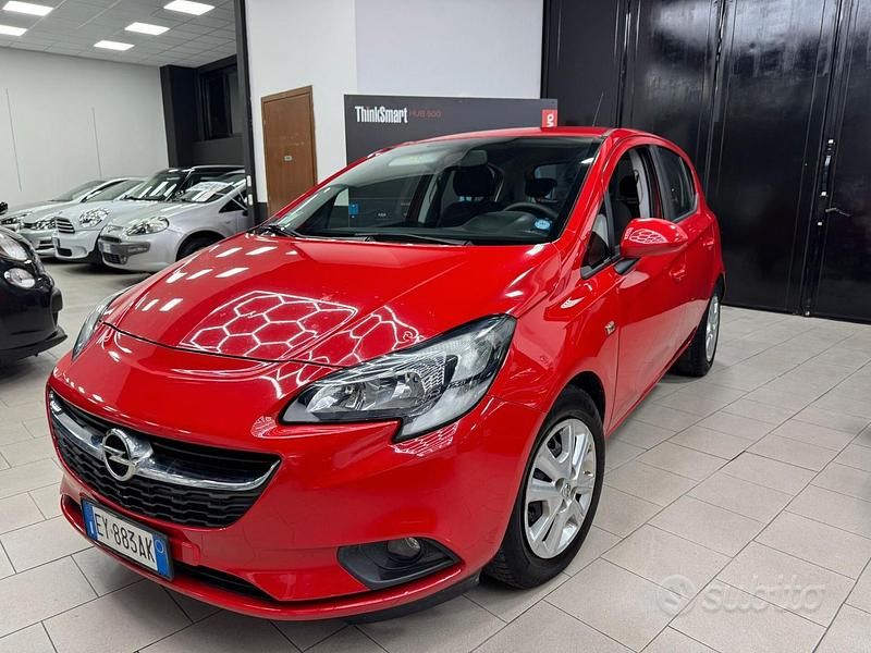 Usata Opel Corsa Cosmo 74 CV (54 kW) 2015 Rosso Utilitaria