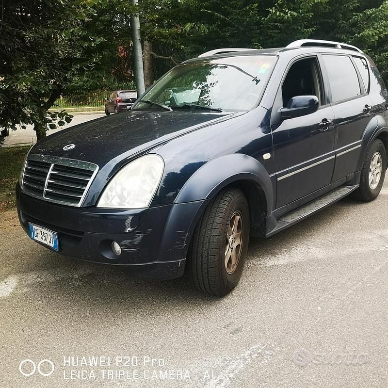 Blu Usata 2007 Ssangyong (KGM) Rexton SUV | 1750 € (Ottimo prezzo) - Immagine 1/4