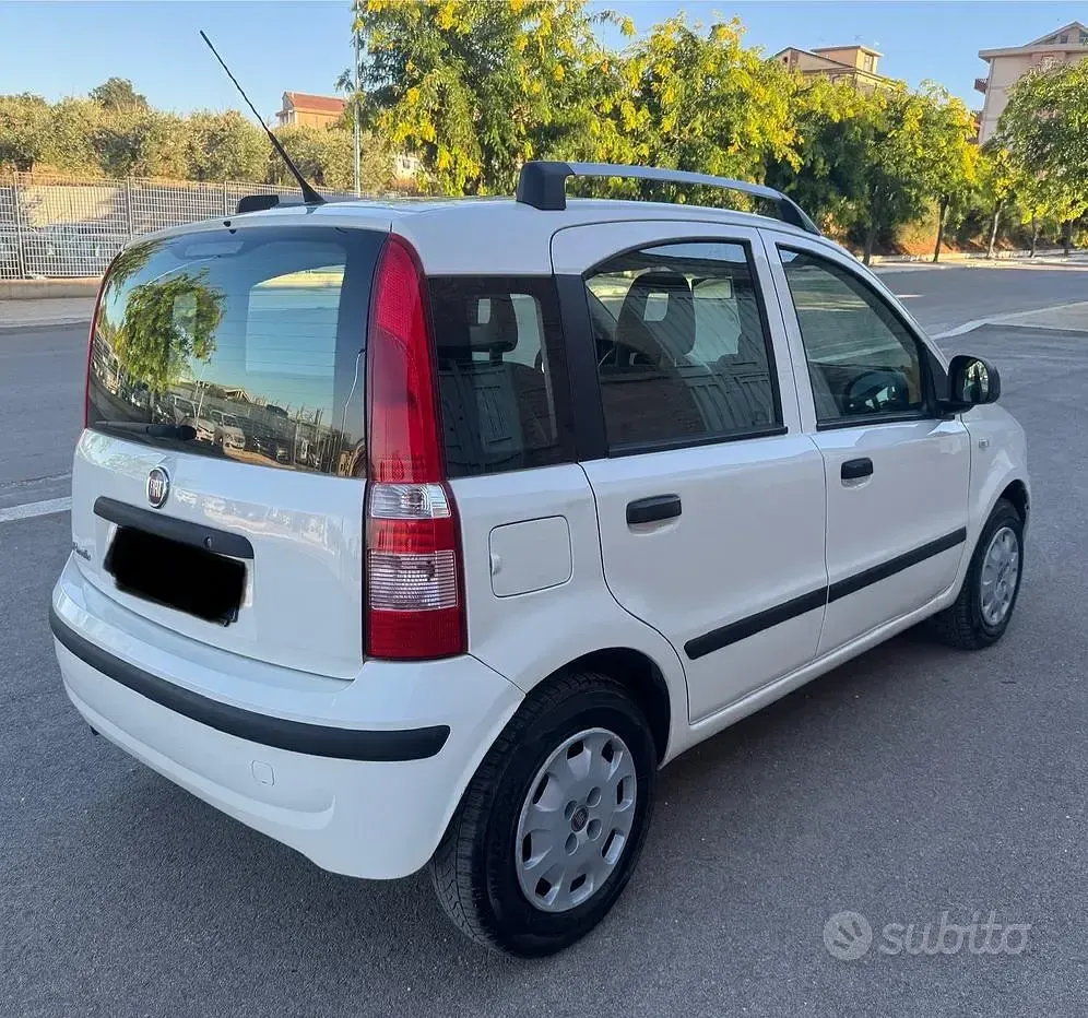 Usata Fiat Panda Classica 60 CV (44 kW) 2012 Bianco Utilitaria