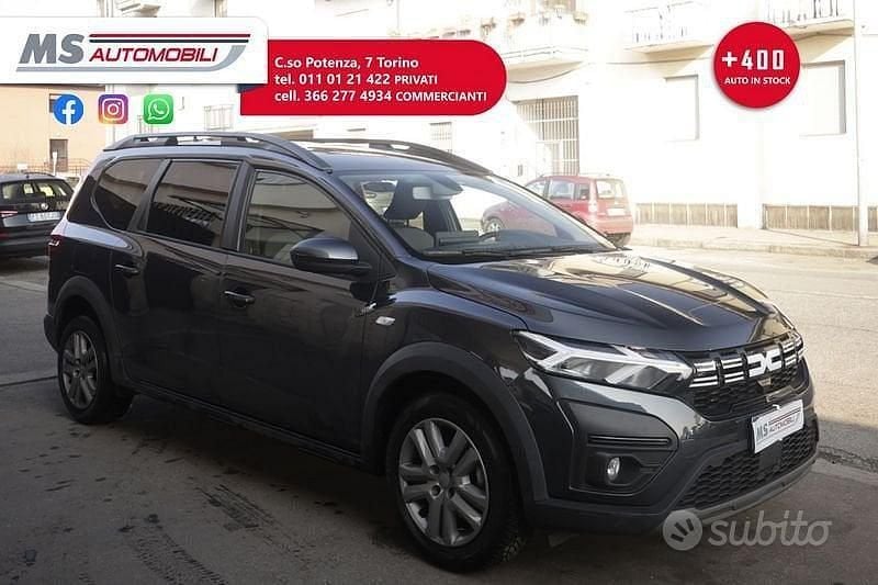 Usata Dacia Jogger Comfort 100 CV (73 kW) 2022 Grigio Monovolume