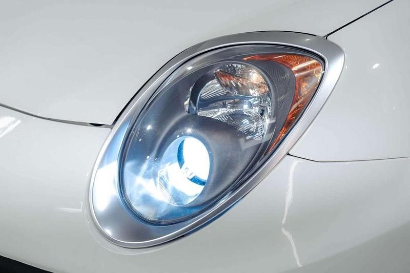 Second-hand Alfa Romeo MiTo 95 CP (69 kW) 2018 Alb Hatchback