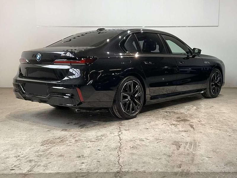 Usata BMW i7 334 kW (455 CV) 2024 Nero Berlina
