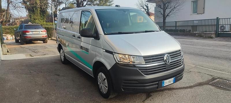 Usata VW T6.1 Business 150 CV (110 kW) 2021 Argento Furgone