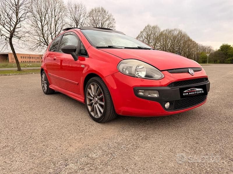 Usata Fiat Punto Evo Sport 135 CV (99 kW) 2010 Rosso Utilitaria