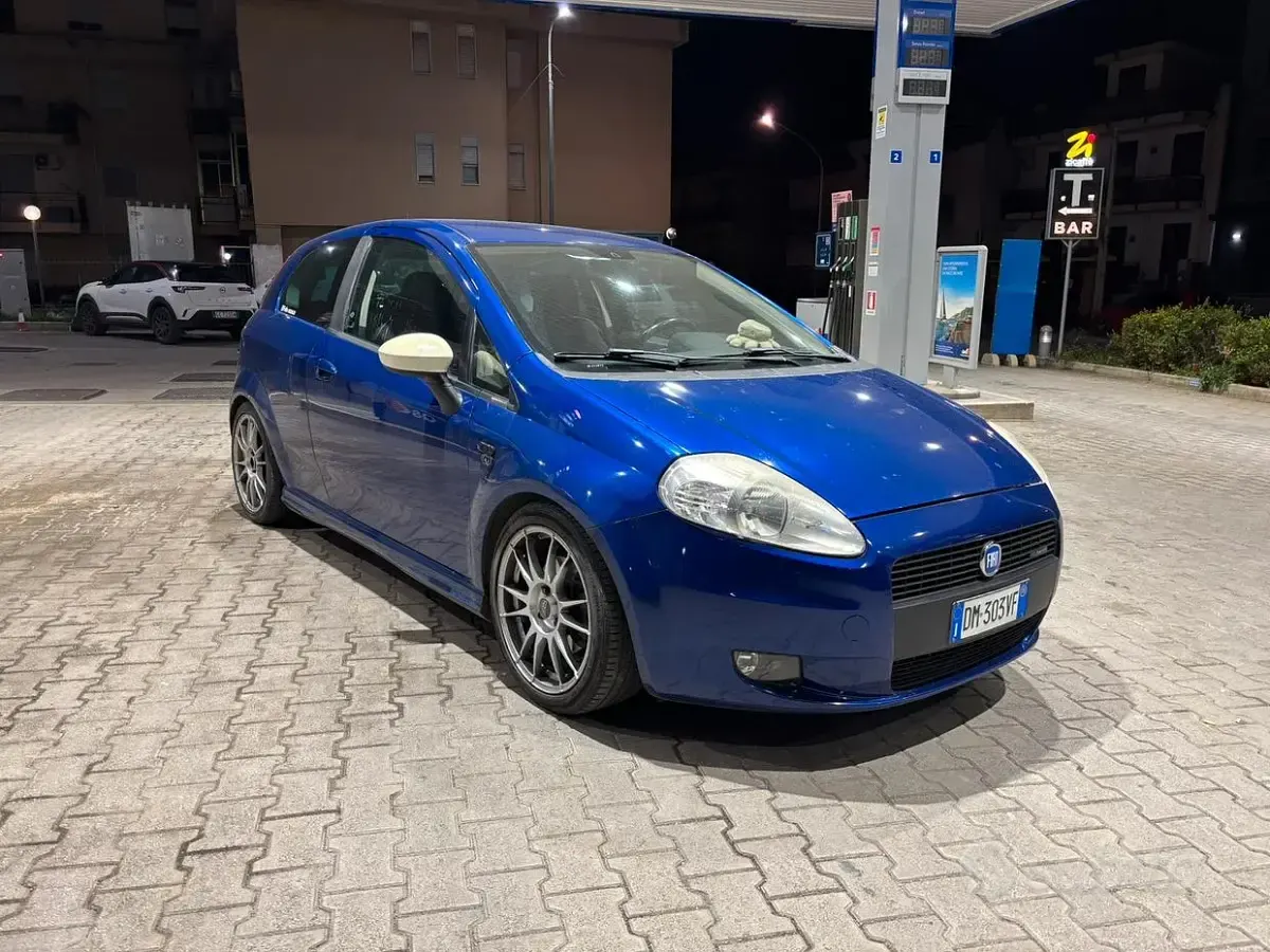Usata Fiat Grande Punto 77 CV (56 kW) 2008 Utilitaria