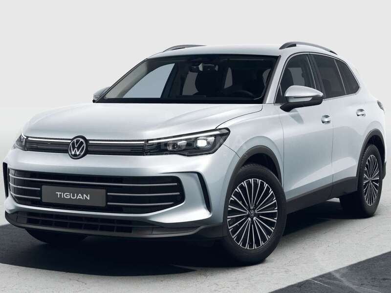 Usata VW Tiguan Elegance 150 CV (110 kW) 2024 Dolomite silver metallizzato SUV