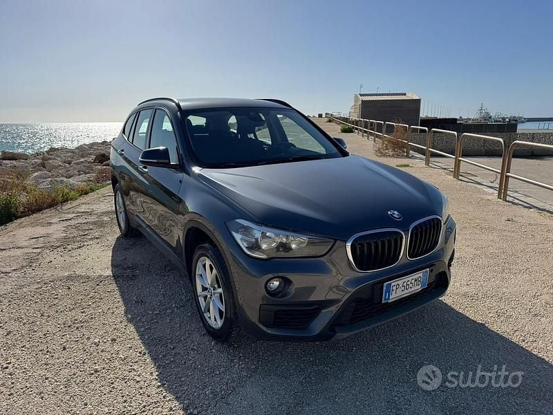 Usata BMW X1 150 CV (110 kW) 2018 Grigio SUV
