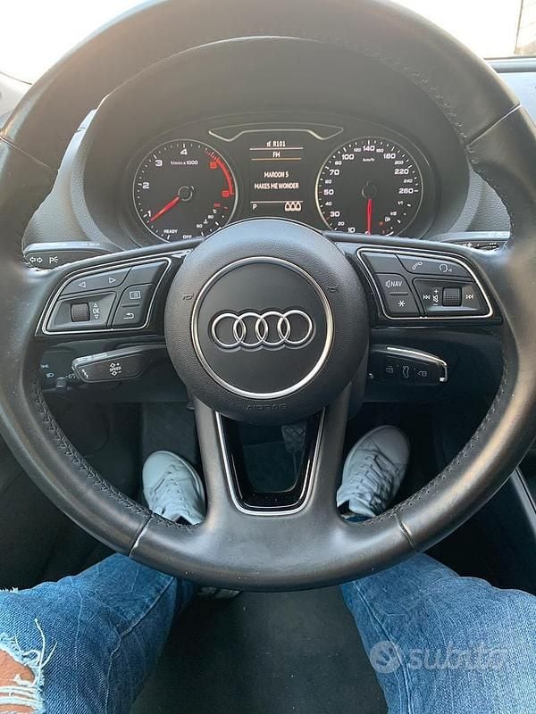 Usata Audi A3 Business 116 CV (85 kW) 2017 Blu Berlina