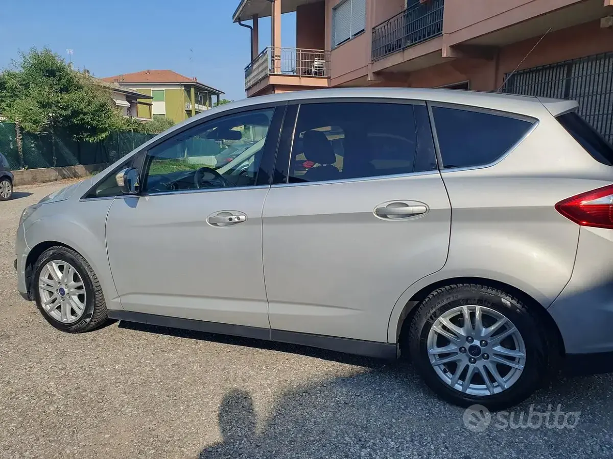 Usata Ford C-MAX Titanium 116 CV (85 kW) 2014 Grigio Monovolume