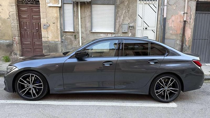 Usata BMW 320 M Sport 190 CV (139 kW) 2021 Grigio Berlina
