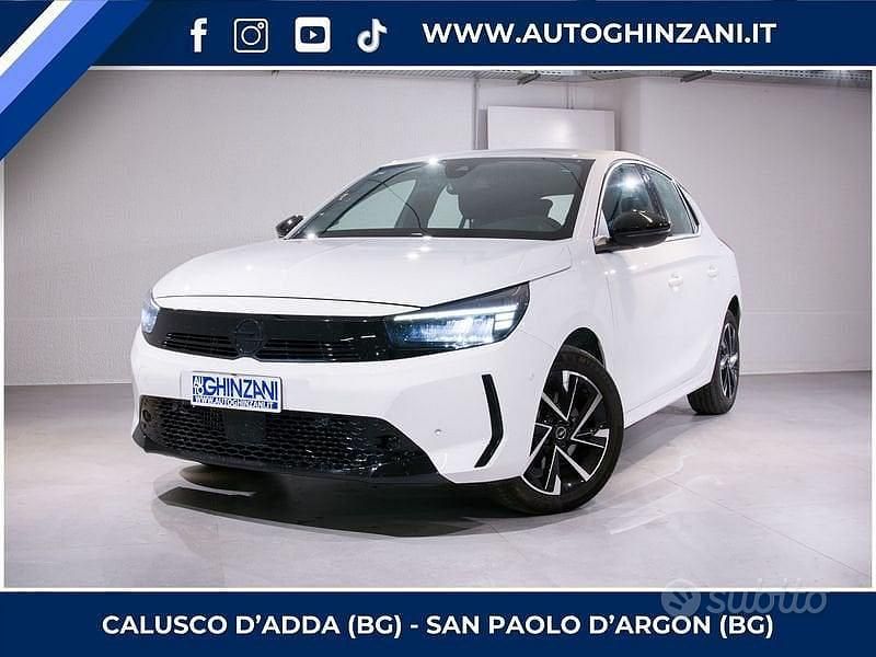 Usata Opel Corsa 101 CV (74 kW) 2025 Bianco Utilitaria