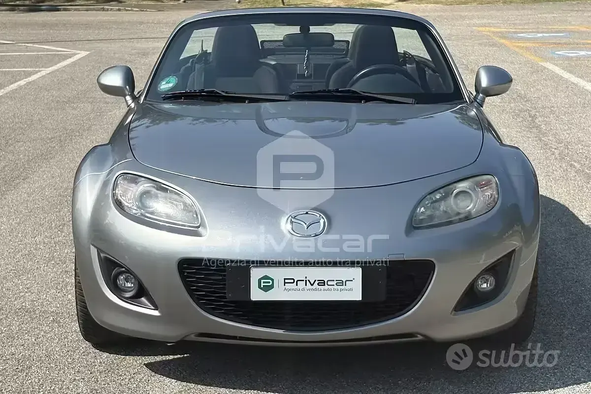 Usata Mazda MX5 126 CV (92 kW) 2011 Grigio Cabrio