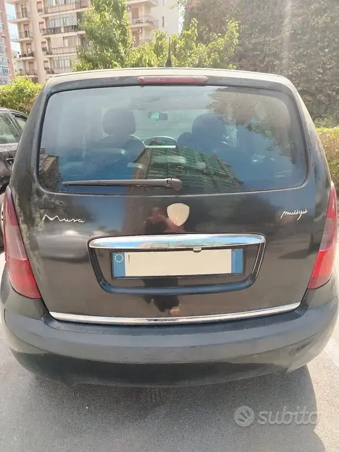 Usata Lancia Musa 90 CV (66 kW) 2008 Monovolume
