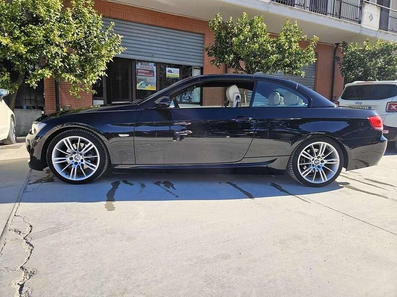 Usata BMW 320 Cabriolet Efficient Dynamics 170 CV (125 kW) 2007 Nero Cabrio
