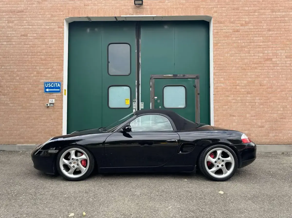 Usata Porsche Boxster 252 CV (185 kW) 2001 Nero Cabrio