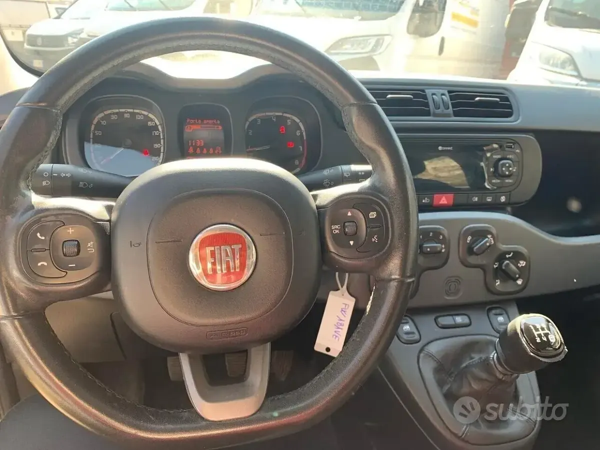 Usata Fiat Panda Lounge 69 CV (50 kW) 2019 Grigio Utilitaria