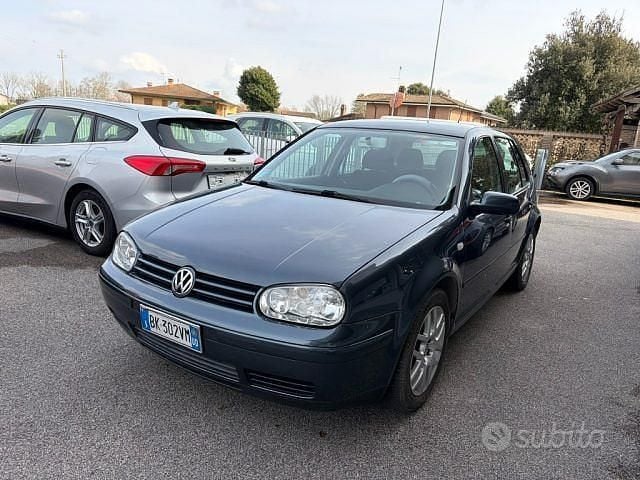 Usata VW Golf IV Highline 2000 Grigio Berlina