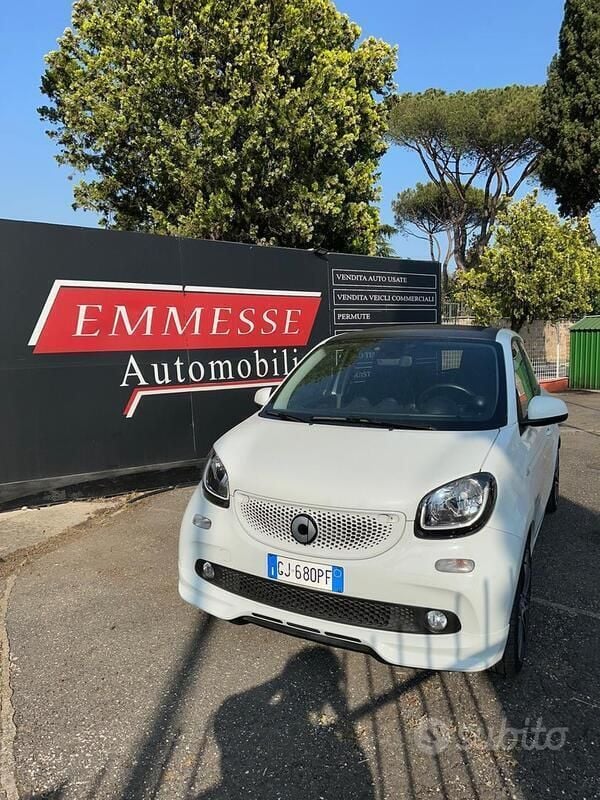 Bianco Usata 2018 Smart ForFour Brabus Tre volumi | 18.990 € (Buon prezzo) - Immagine 1/4