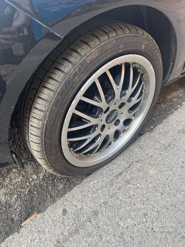 Usata Ford Fiesta 2013 Nero Utilitaria