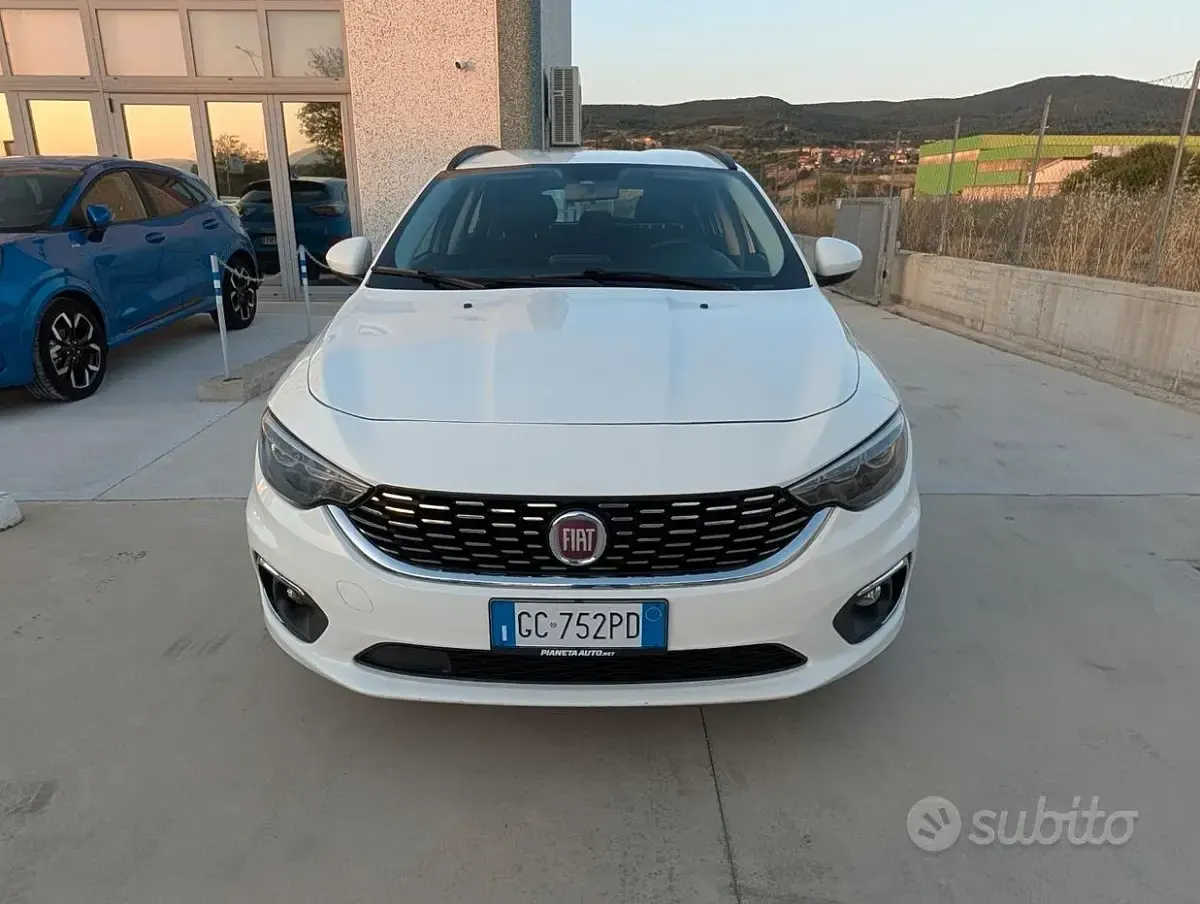 Usata Fiat Tipo Lounge 120 CV (88 kW) 2020 Bianco Station wagon