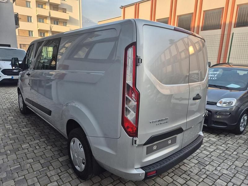 Usata Ford Transit Custom Trend 131 CV (96 kW) 2020 Grigio Berlina