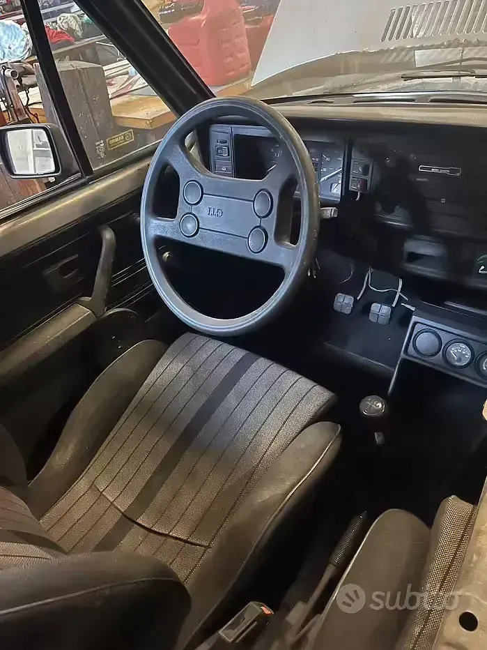 Usata VW Golf I GTI 110 CV (80 kW) 1982 Utilitaria