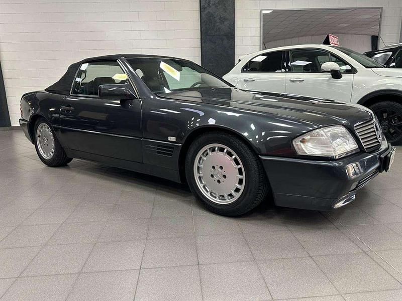 Usata Mercedes SL500 326 CV (239 kW) 1992 Antracite metallizzato Cabrio
