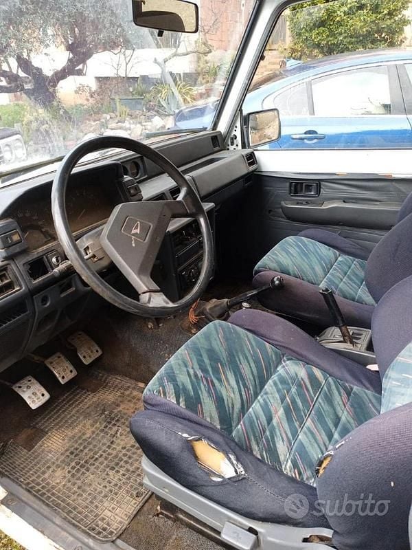 Usata Daihatsu Rocky 1993 SUV