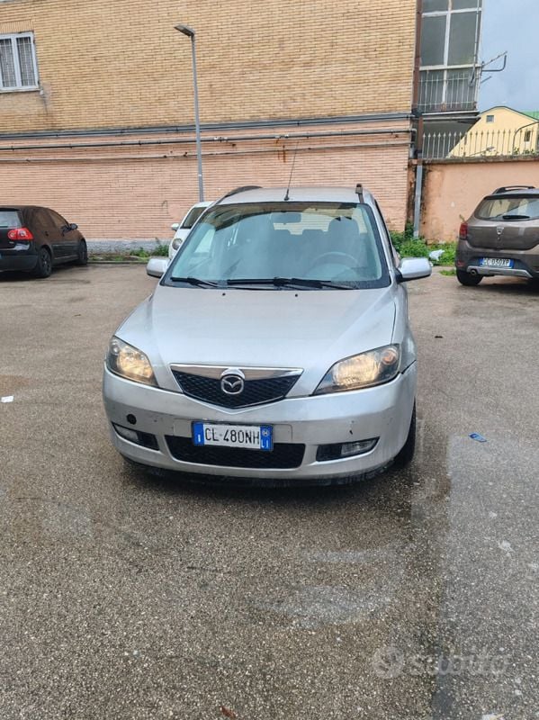 Usata Mazda 2 68 CV (50 kW) 2004 Grigio Utilitaria