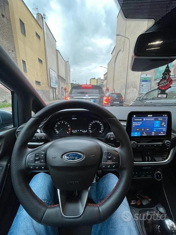 Usata Ford Fiesta ST-Line 125 CV (91 kW) 2021 Blu Utilitaria
