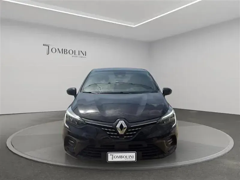 Usata Renault Clio Techno 145 CV (106 kW) 2023 Nero Utilitaria