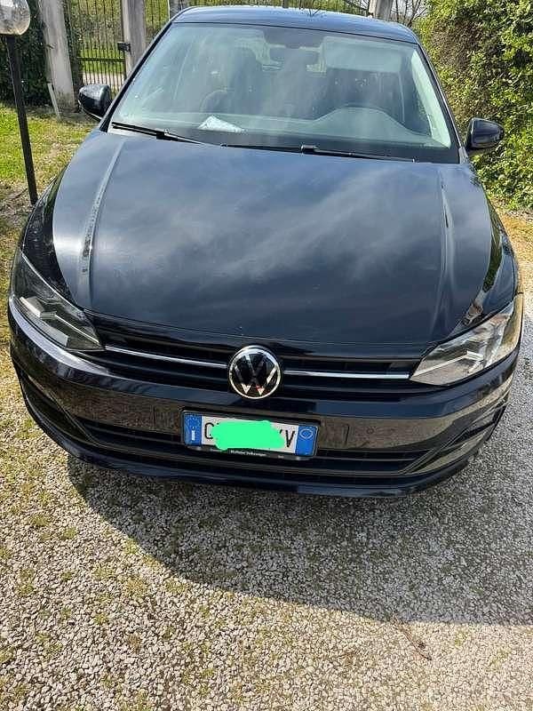 Usata VW Polo 110 CV (80 kW) 2021 Nero Utilitaria