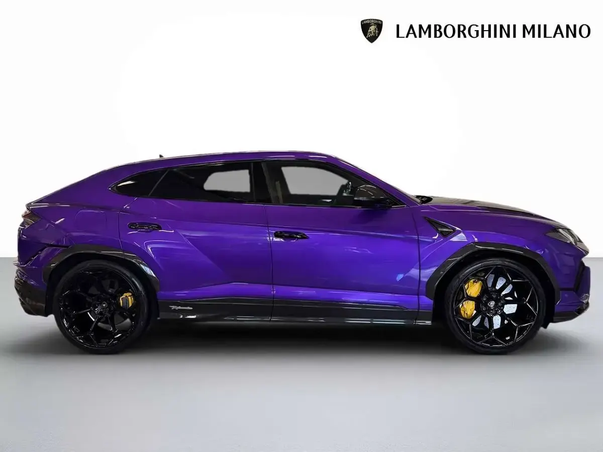 Usata Lamborghini Urus 666 CV (489 kW) 2023 Viola pasifae SUV