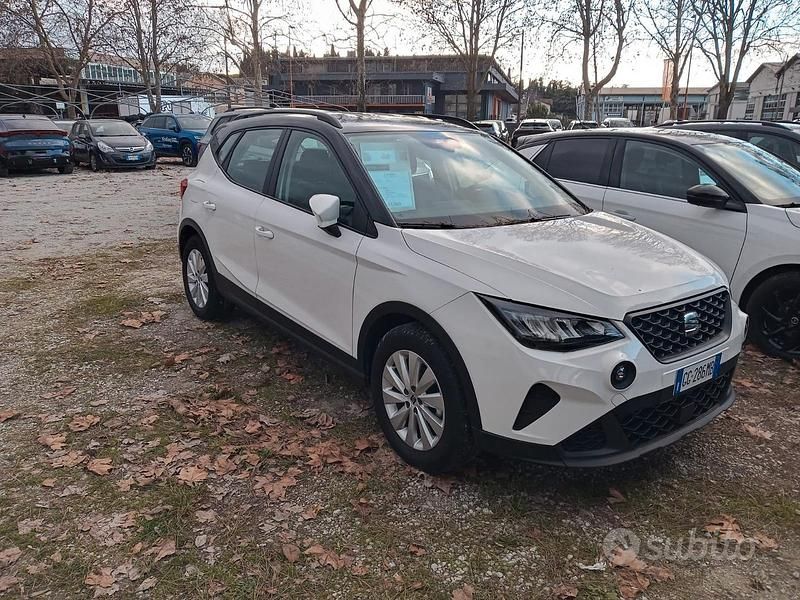 Bianco Usata 2021 Seat Arona Style SUV | 15.000 € (Buon prezzo) - Immagine 1/4