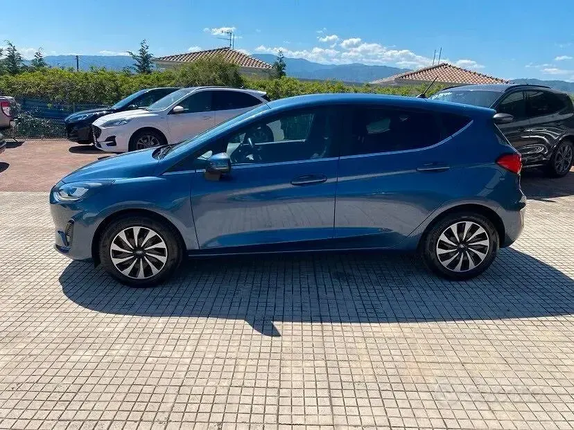 Usata Ford Fiesta Titanium 75 CV (55 kW) 2022 Blu Utilitaria