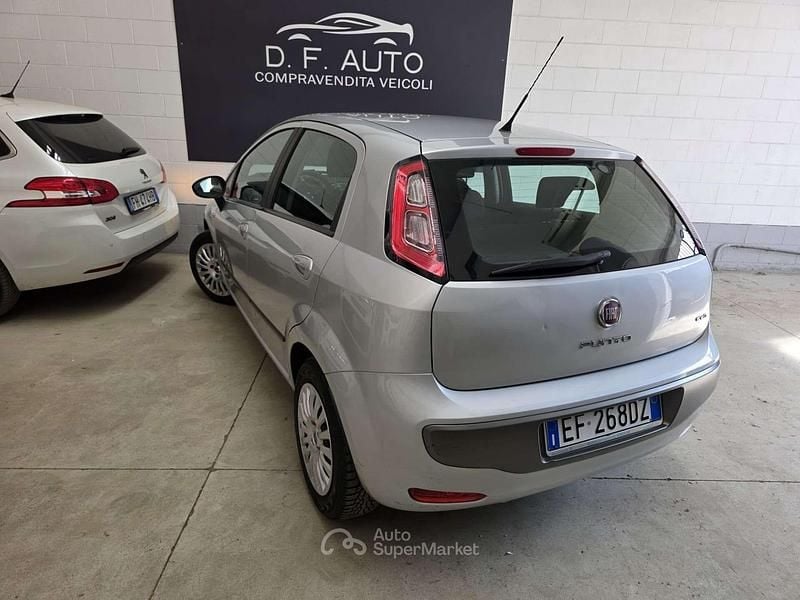 Usata Fiat Punto Evo Dynamic 75 CV (55 kW) 2010 Bianco Utilitaria