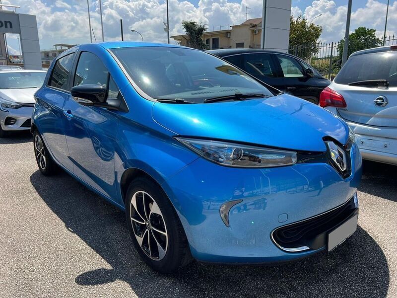 Usata Renault Zoe Intens 80 kW (109 CV) 2019 Blu/azzurro Utilitaria