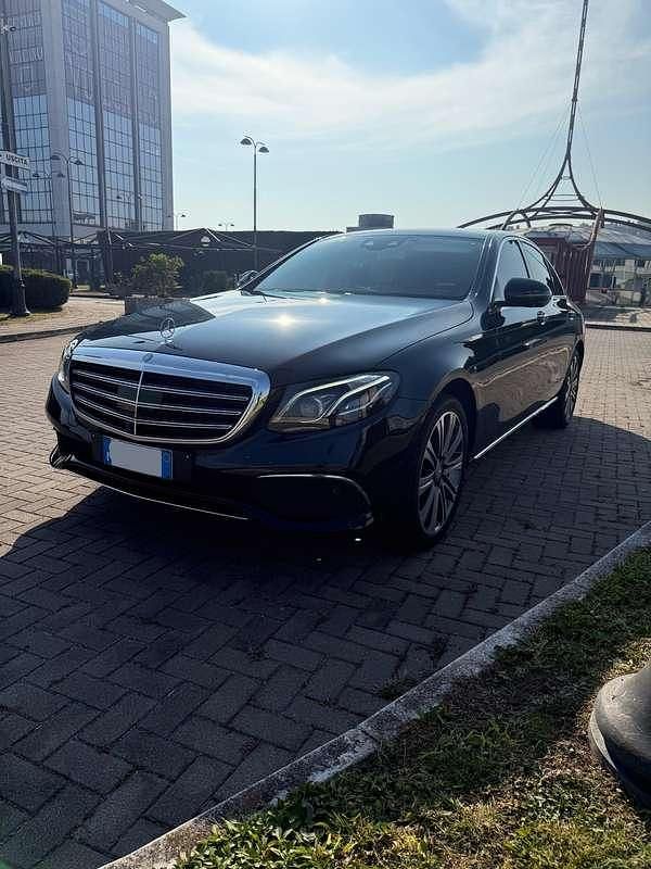 Usata Mercedes E220 Avantgarde 194 CV (142 kW) 2016 Berlina