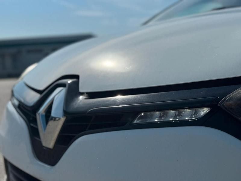 Usata Renault Clio IV 75 CV (55 kW) 2015 Bianco Furgone