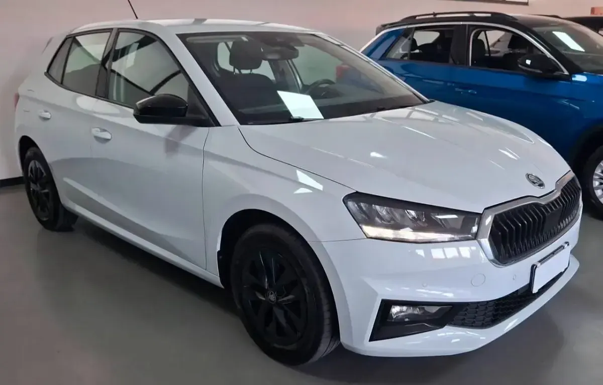 Usata Skoda Fabia 80 CV (58 kW) 2025 Bianco Utilitaria