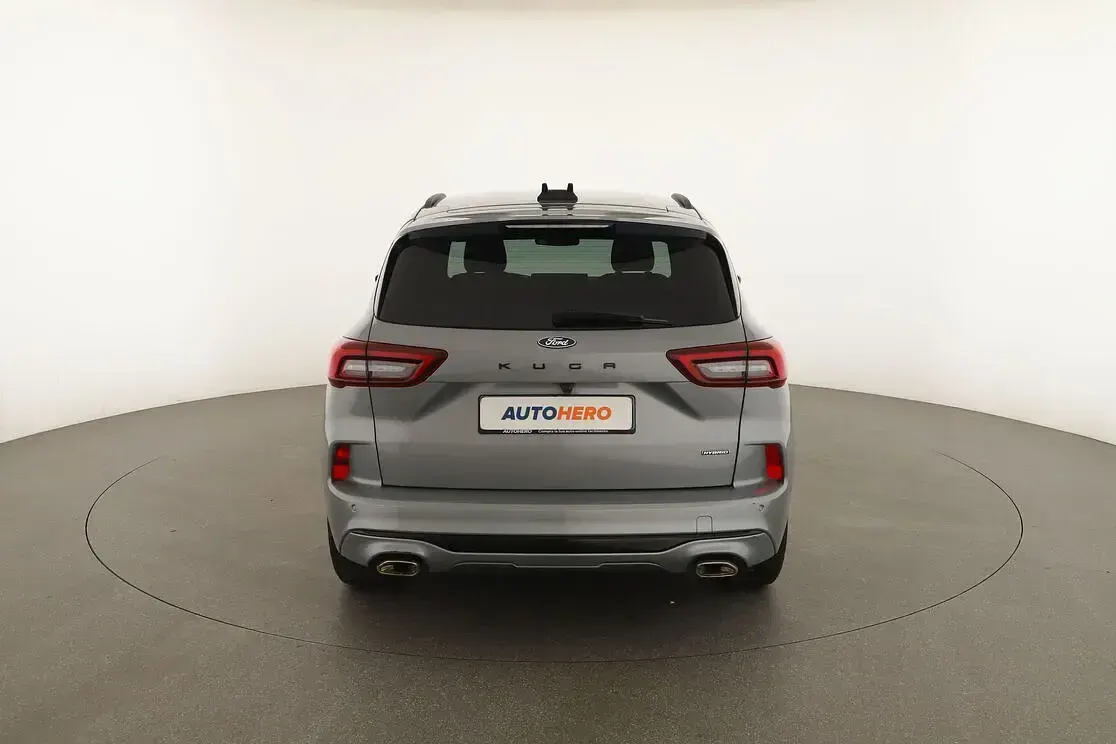 Usata Ford Kuga ST-Line X 190 CV (139 kW) 2025 Grigio SUV