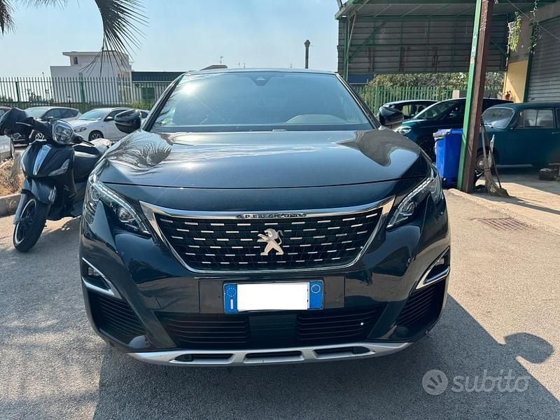 Usata Peugeot 3008 GT-line 130 CV (95 kW) 2019 Grigio SUV