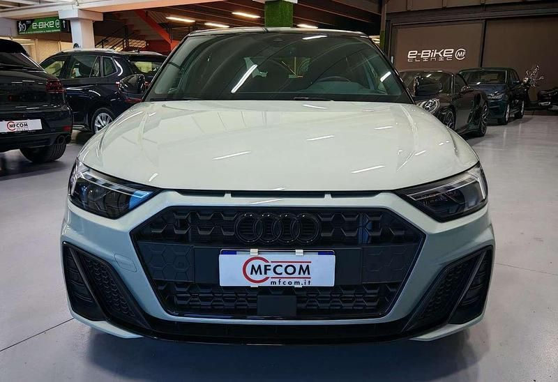 Usata Audi A1 Sportback Competition 207 CV (152 kW) 2023 Bicolore Utilitaria