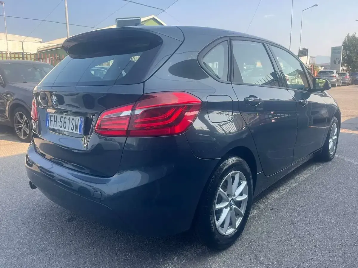 Usata BMW 216 Active Tourer 116 CV (85 kW) 2017 Lilla Monovolume
