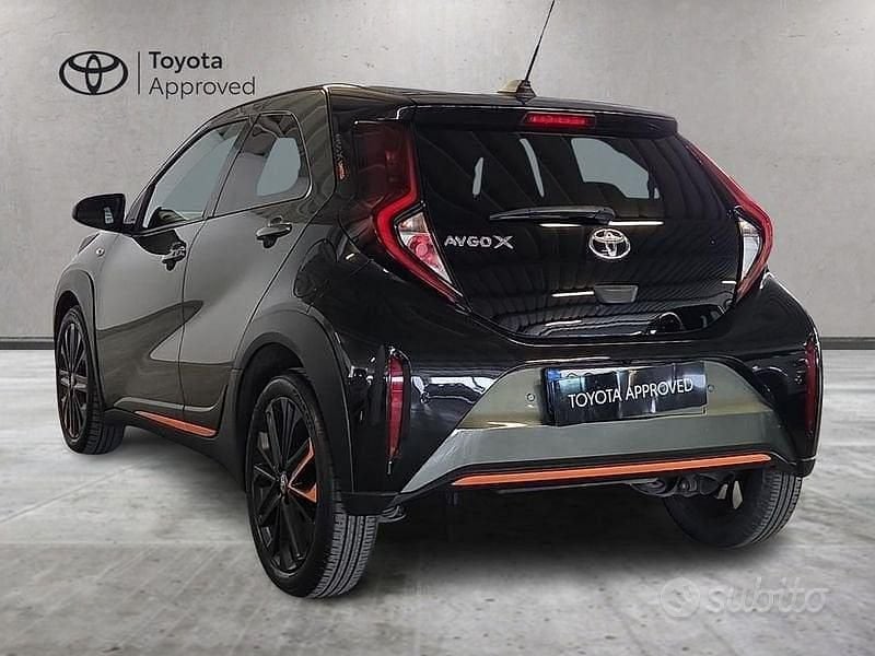 Usata Toyota Aygo X Limited 72 CV (52 kW) 2022 Verde SUV